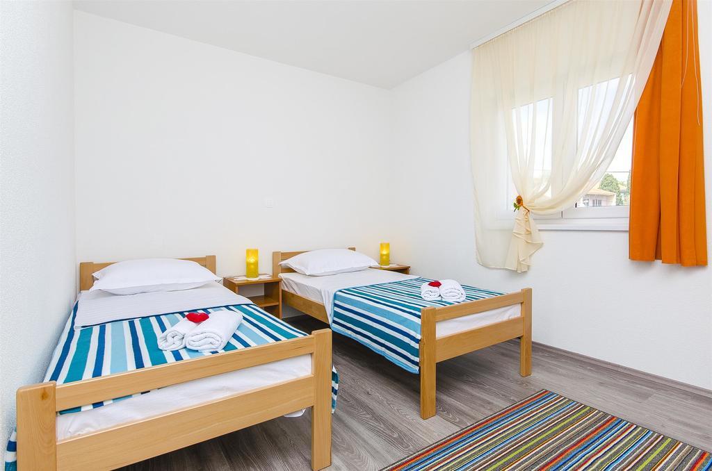 Apartments Branka Trogir Zewnętrze zdjęcie